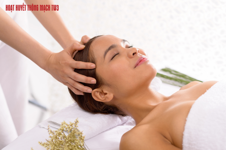 Massage cũng là một phương pháp hữu hiệu giúp cải thiện giấc ngủ